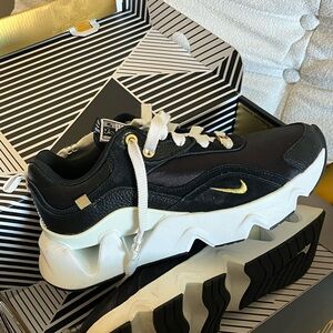 Women’s Nike RYZ